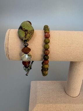 Natural Stone Beaded Toggle Clasp Stretch Handmade Bracelet Set Green Earth Tone